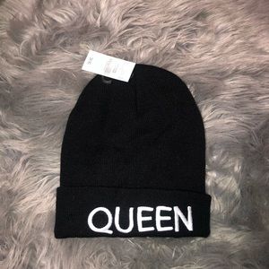 QUEEN 👑 Beanie/ Knit hat
